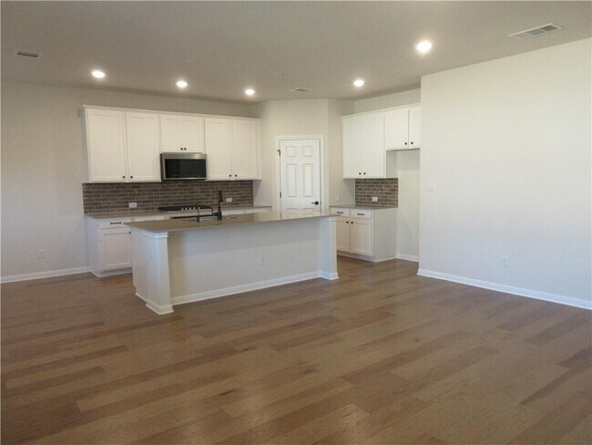 Foto del edificio - 501 Windom Way