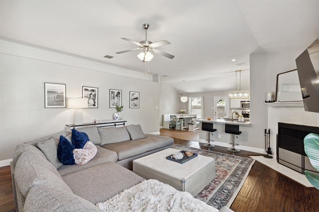 Foto del edificio - 5217 Rustic Ridge Dr