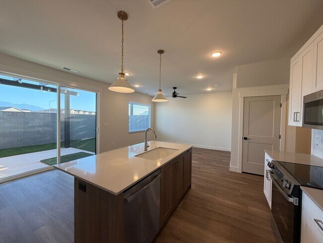 Building Photo - 622 Hemsworth Ln