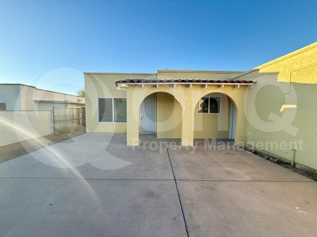 Foto del edificio - 2921 W St Tropaz Ave