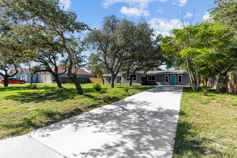 834 N McCampbell St, Aransas Pass, TX 78336 House Rental in Aransas