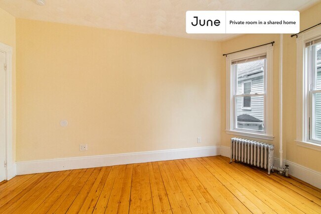 Foto del edificio - Room in Shared 4 bed/1 bath home