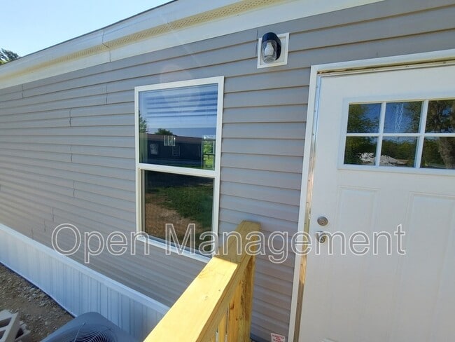 Building Photo - 7534 US-60