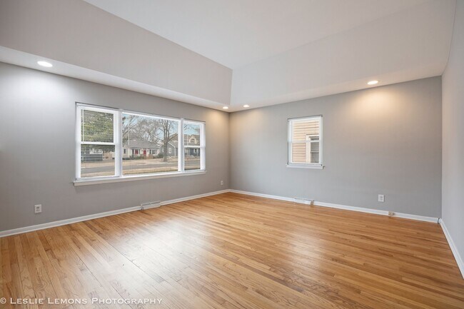 Foto del edificio - 820 Loomis St