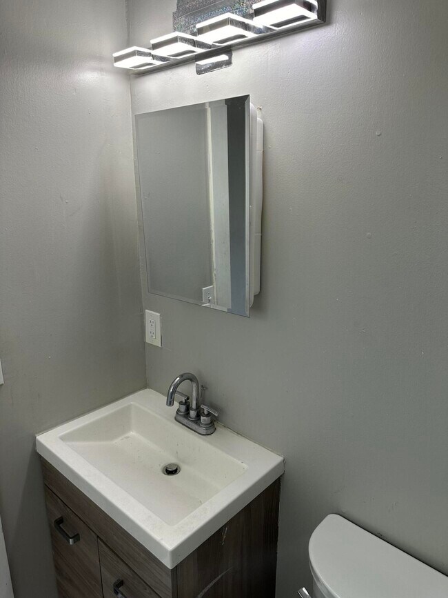 Foto del edificio - 840 Almeria Rd