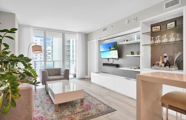 Building Photo - Stunning Water Views unit for rent in Bric...
