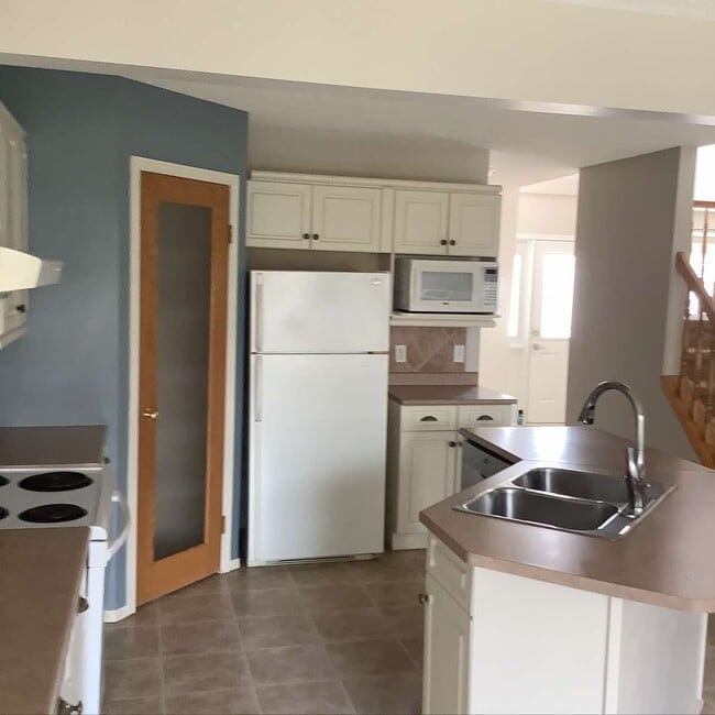 Building Photo - 38 Eastmoor Cove