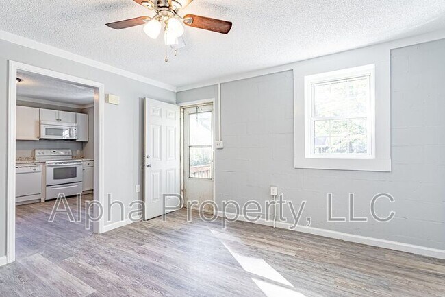 Foto del edificio - 205 Washington St