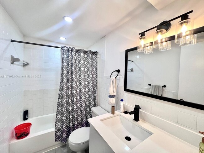 Foto del edificio - 805 SW 30th St