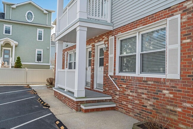 Foto del edificio - 9506 Ventnor Ave