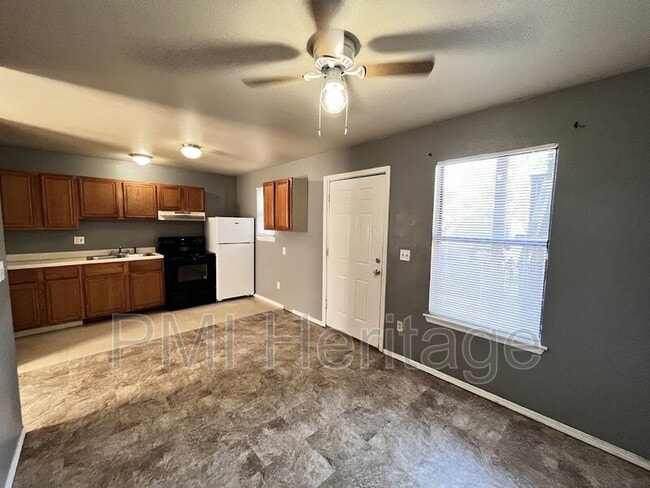 Foto del edificio - 813 E Huntsville Ave