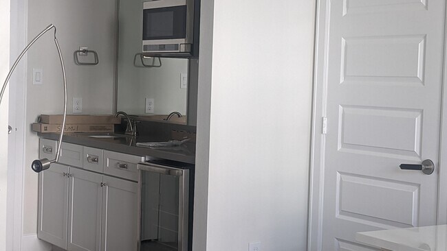 Kitchennete view 2 - 2816 Grand Fountains Dr