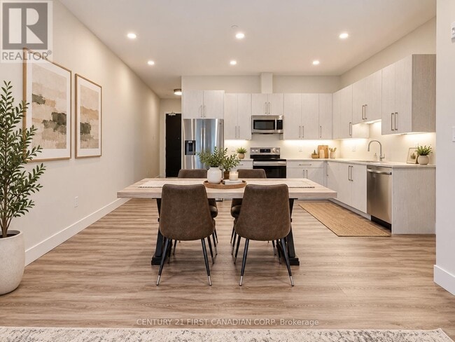 Building Photo - 1696 Fiddlehead Pl