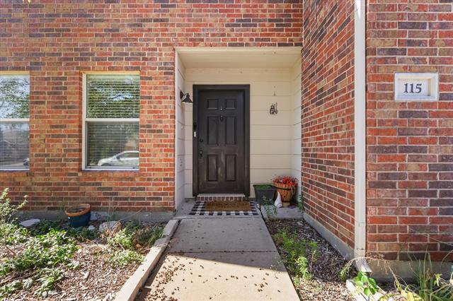 Building Photo - 115 Palomino Ln