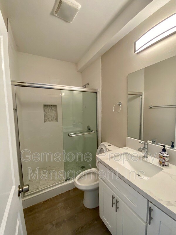 Building Photo - 5303 Prosperity Ln