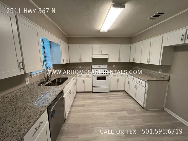 Building Photo - 2911 Hwy 367 N-