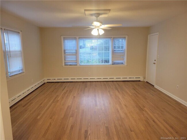 Foto del edificio - 310 Courtland Ave