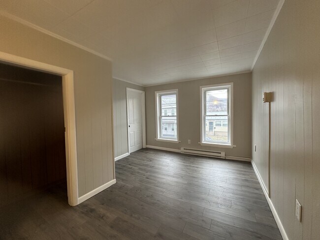 Foto del edificio - 564 Main St