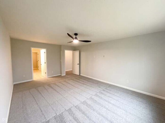 Foto del edificio - 2427 Ross Common Ct