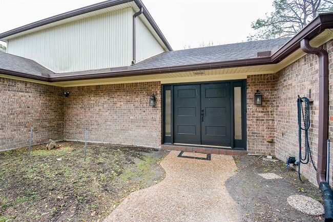 Foto del edificio - 2103 Winged Foot Dr