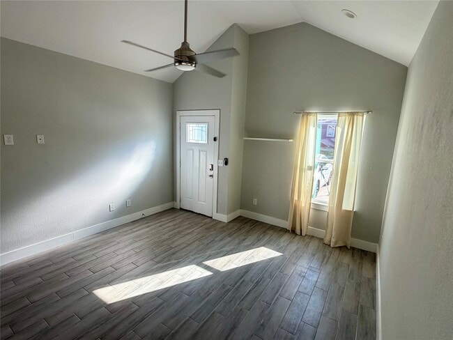 Building Photo - 854 Omeara