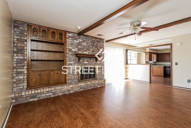 Building Photo - Charming 3 Bedroom Home in Oklahoma City, ...