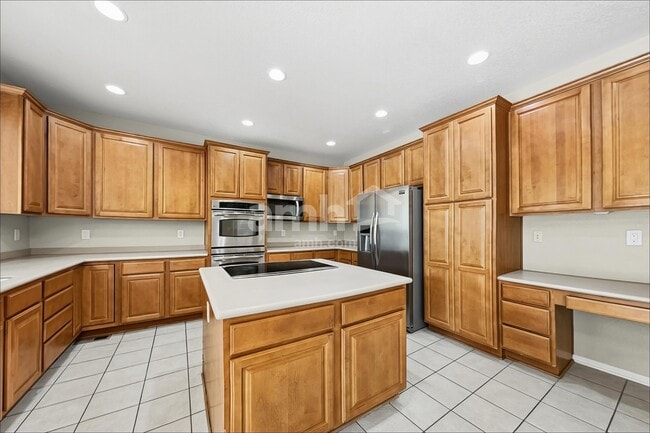 Building Photo - 1556 S Catawba Cir