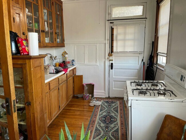 Foto del edificio - 4826 W Addison St