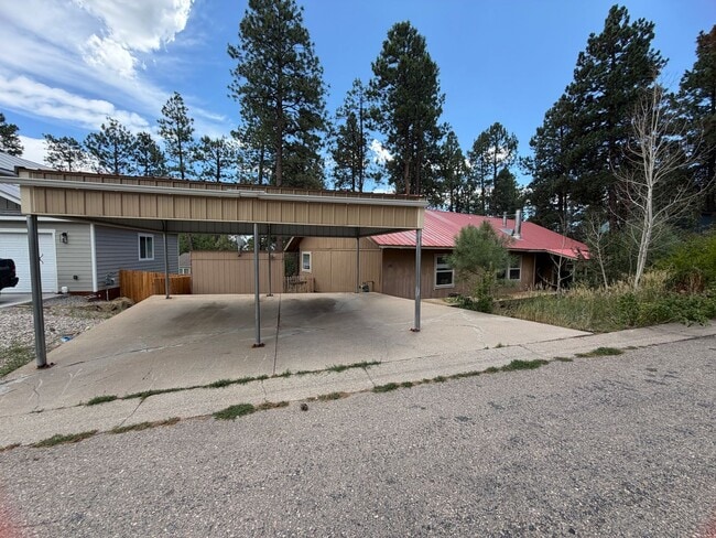 Building Photo - 128 Canyon Creek Trail
