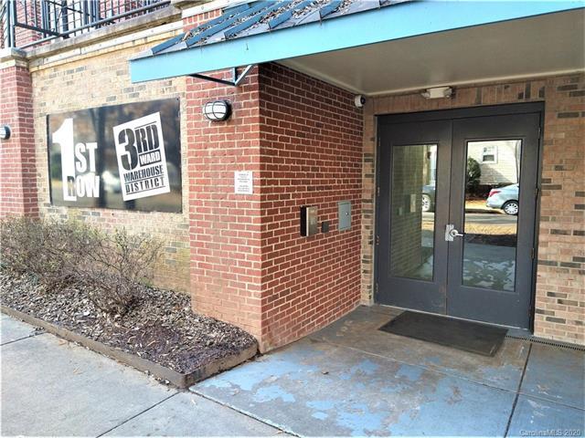 Foto del edificio - 1101 W 1st St