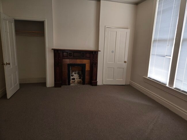 Building Photo - 308 Solano St