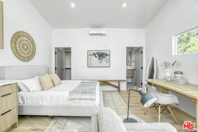 Foto del edificio - 11957 Juniette St