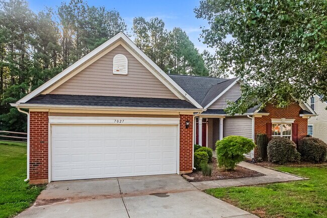 Foto del edificio - 7027 Merrymount Ct