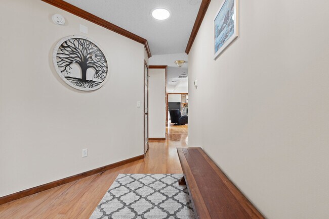 Building Photo - Furnished Rental