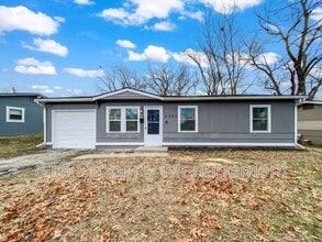 Building Photo - 2505 S 52 St