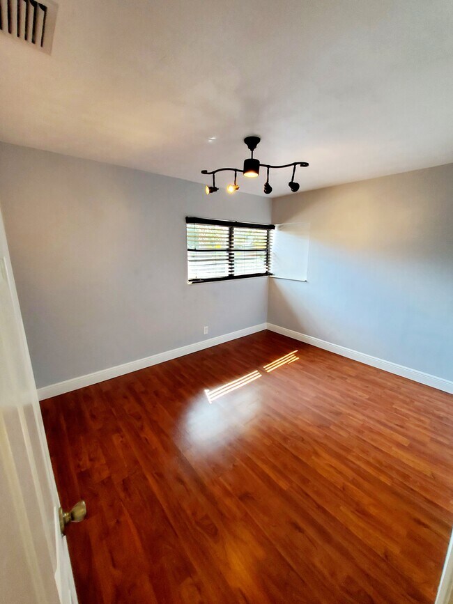 Foto del edificio - 1125 SE 6th Ter