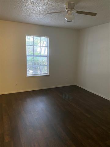 Building Photo - 2055 Owasso St