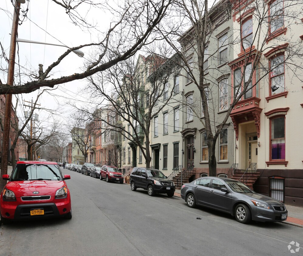 Foto del edificio - 153 Lancaster St