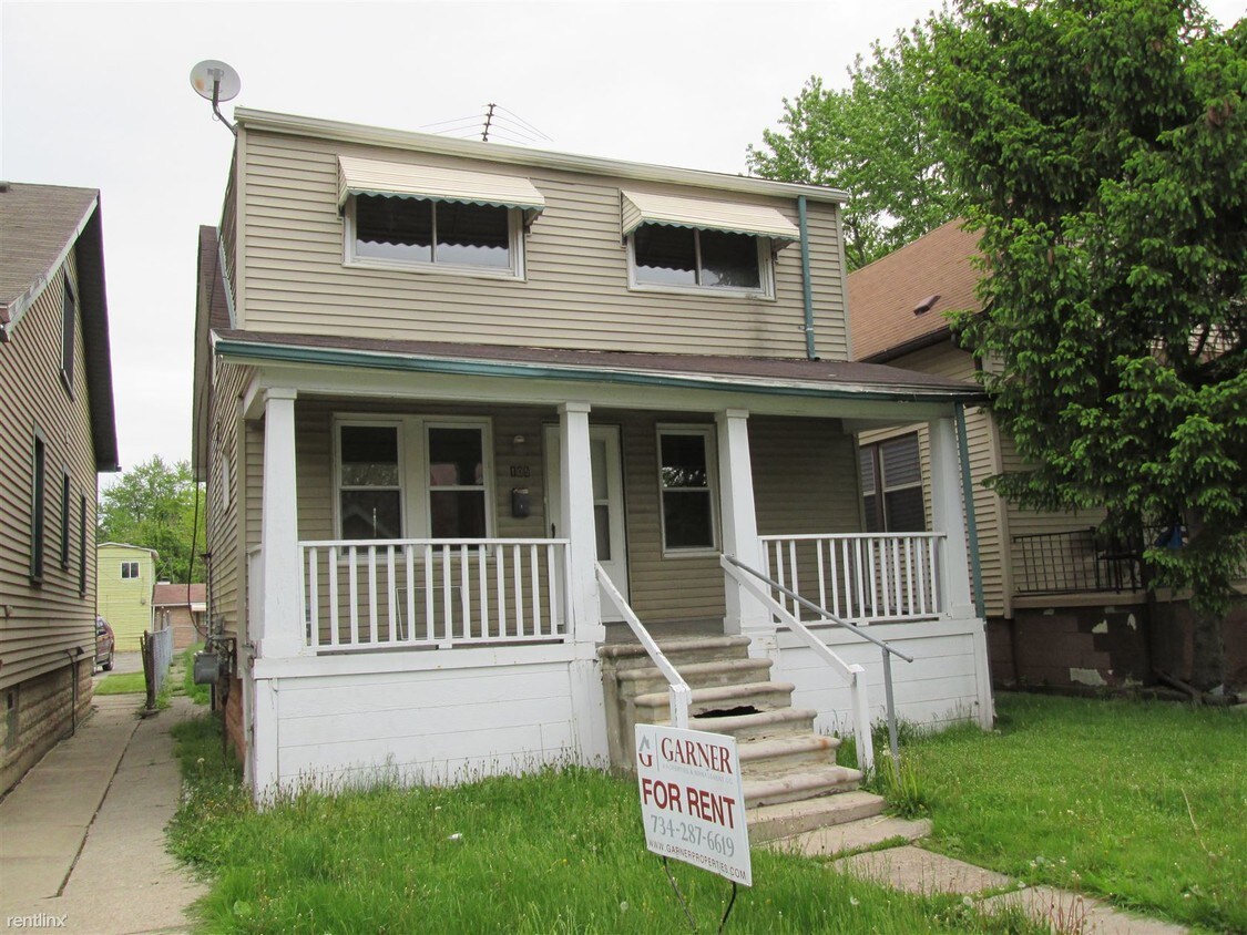 Primary Photo - 105 Abbott St
