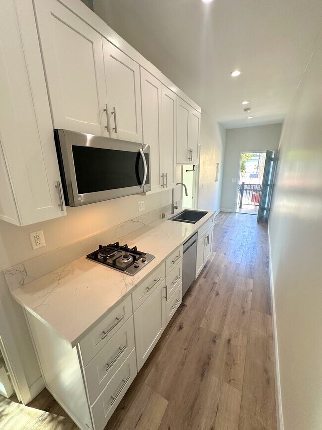 Foto del edificio - Cute 2bd/2ba unit near USC and within DPS/...