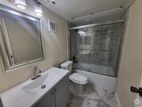 Building Photo - 12955 Woodforest Blvd