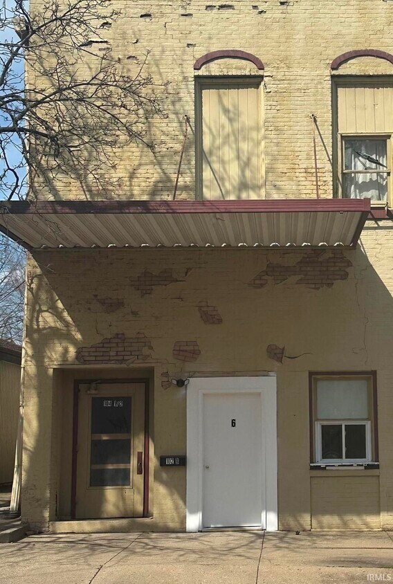 201 N Detroit St, LaGrange, IN 46761 Room for Rent in LaGrange, IN