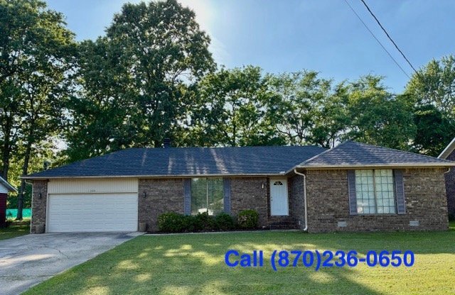 Building Photo - 1304 Stafford Dr