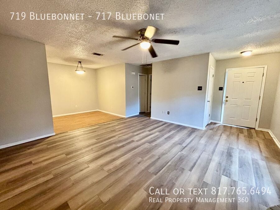 Foto principal - 719 Bluebonnet-717 Bluebonet