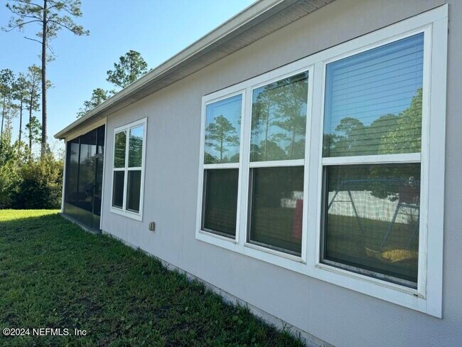 Building Photo - 95344 Creekville Dr