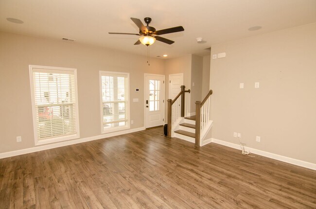 Photo - 5026 Isabella Ln Townhome
