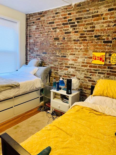 Building Photo - 19 Garden St