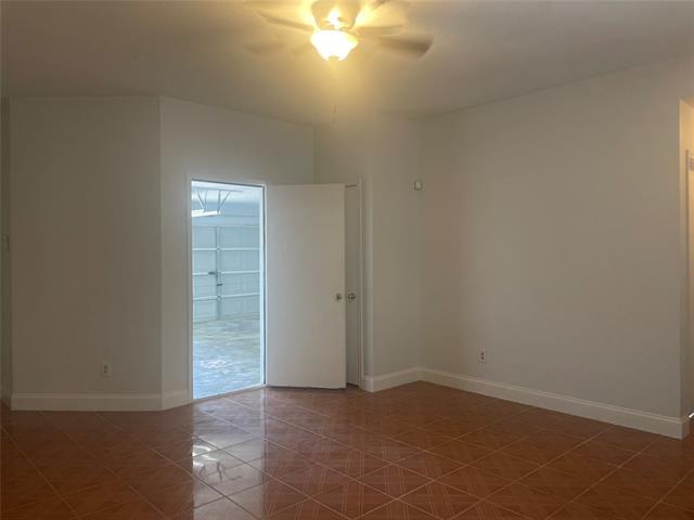 Building Photo - 1267 Cleardale Dr