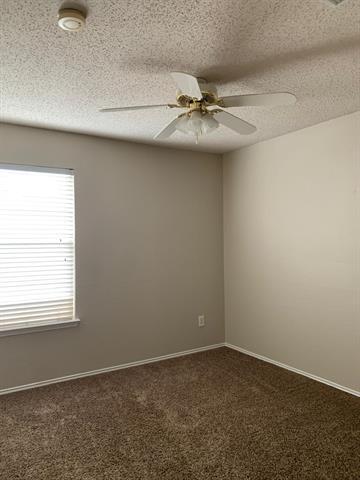 Building Photo - 2028 Fox Glen Dr