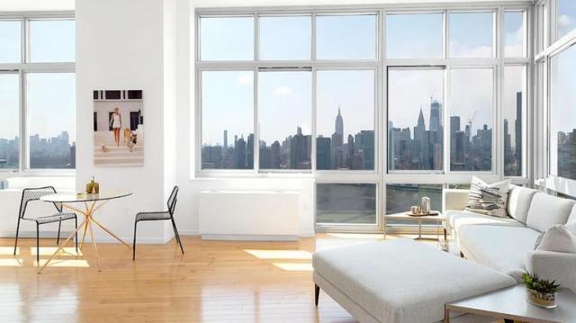 Foto principal - 1 bedroom in LONG ISLAND CITY NY 11109